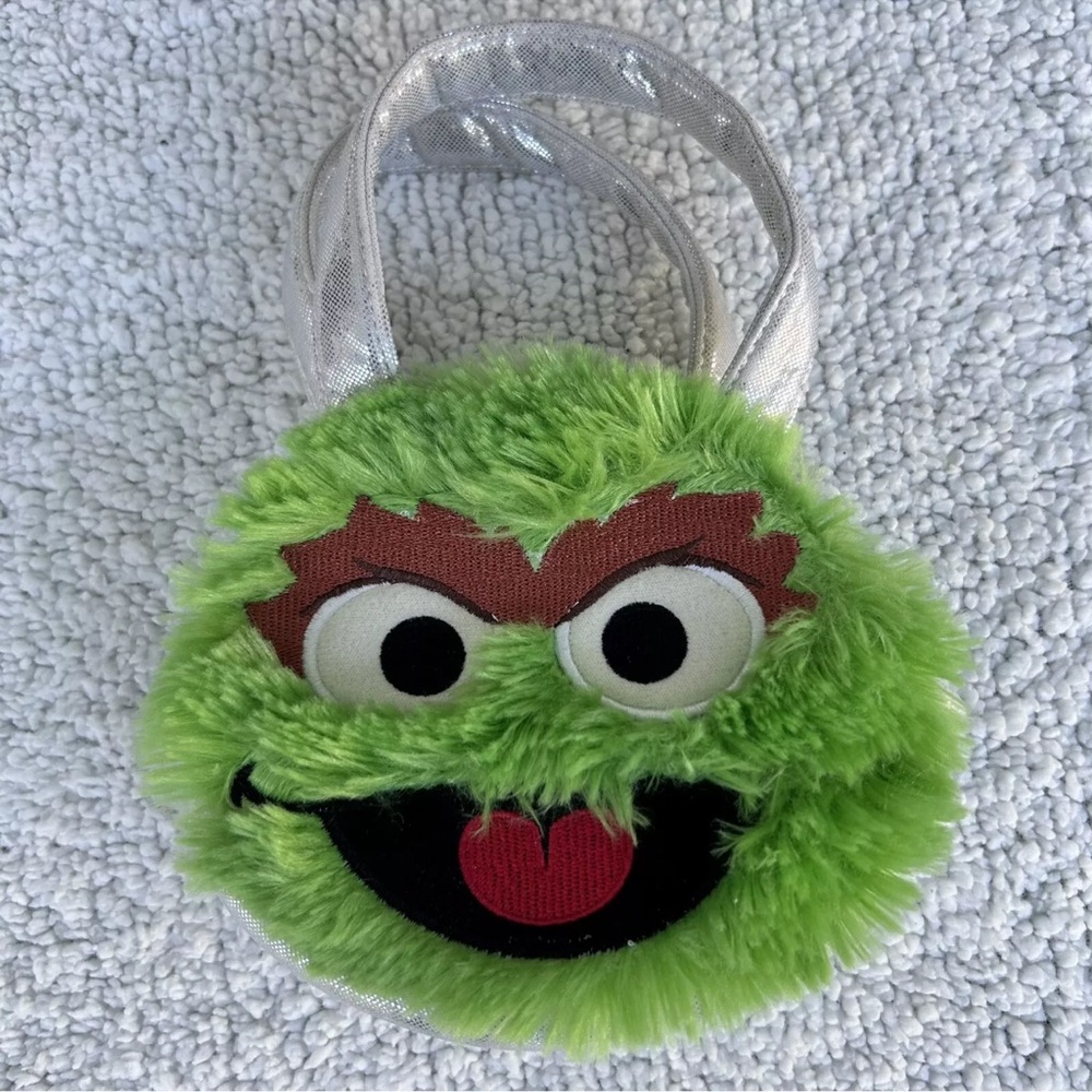 Oscar the Grouch Plush Play Purse 2019 Sesame Street Place kids of all ages